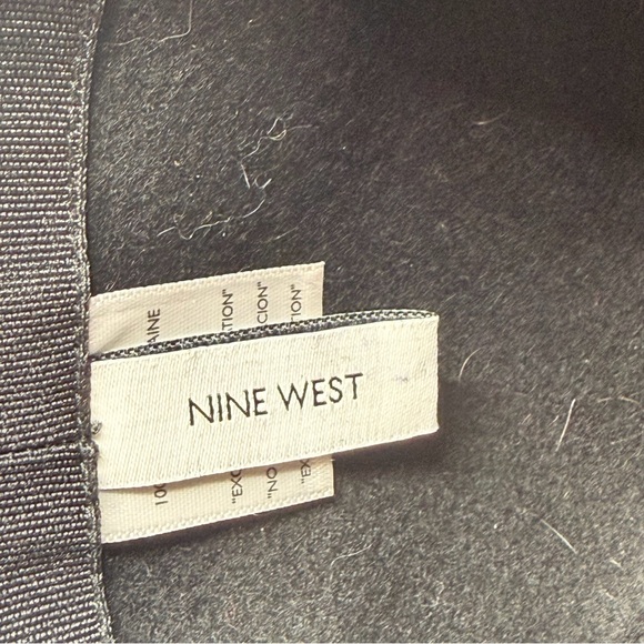 Nine West Black Wool Cloche Hat with Floral Accent – 60 cm - Picture 8 of 9